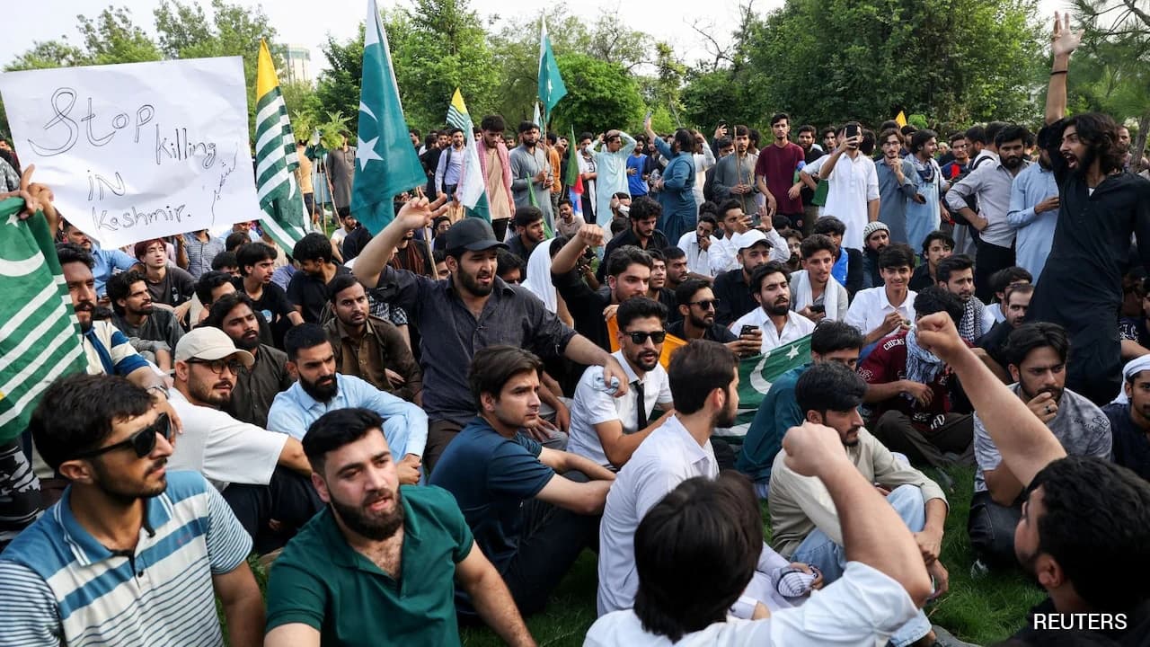 Pak Tightens Rules For International Media Reporting Outside 3 Main Cities