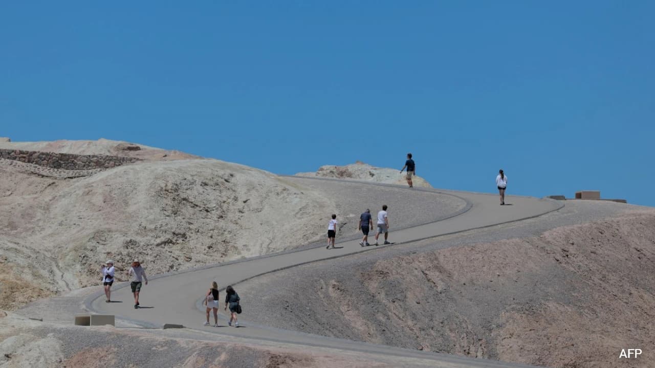 French Tourist Dies After Being Trapped In 47 Degrees Celsius In Death Valley