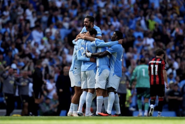 Late turnaround gives Man City victory in Enzo Maresca’s Premier League opener