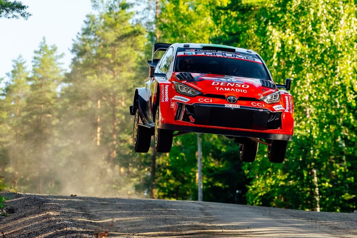 WRC Finland: Evans rolls out of victory fight with Ogier