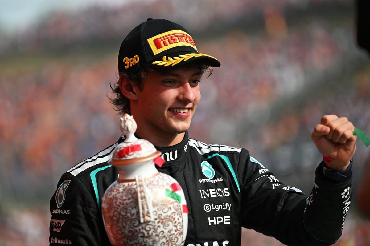 Mercedes: "Too early" to favour Kimi Antonelli in F1 2026 title fight
