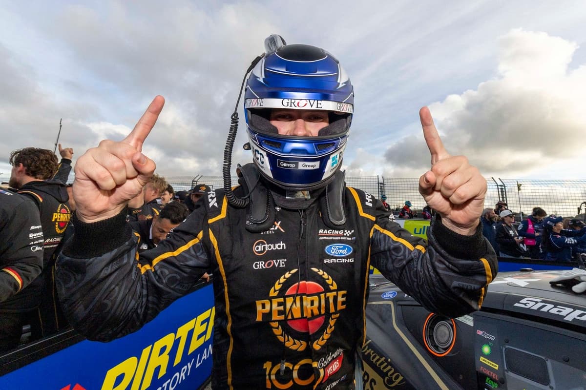 Supercars Perth: Payne builds championship lead with near-perfect day