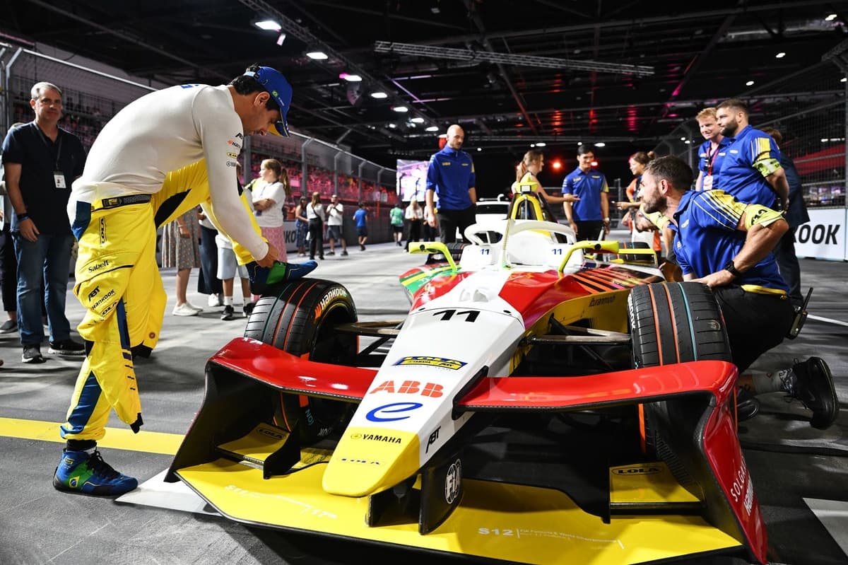 Everything that went wrong in Lucas di Grassi’s farewell Formula E weekend