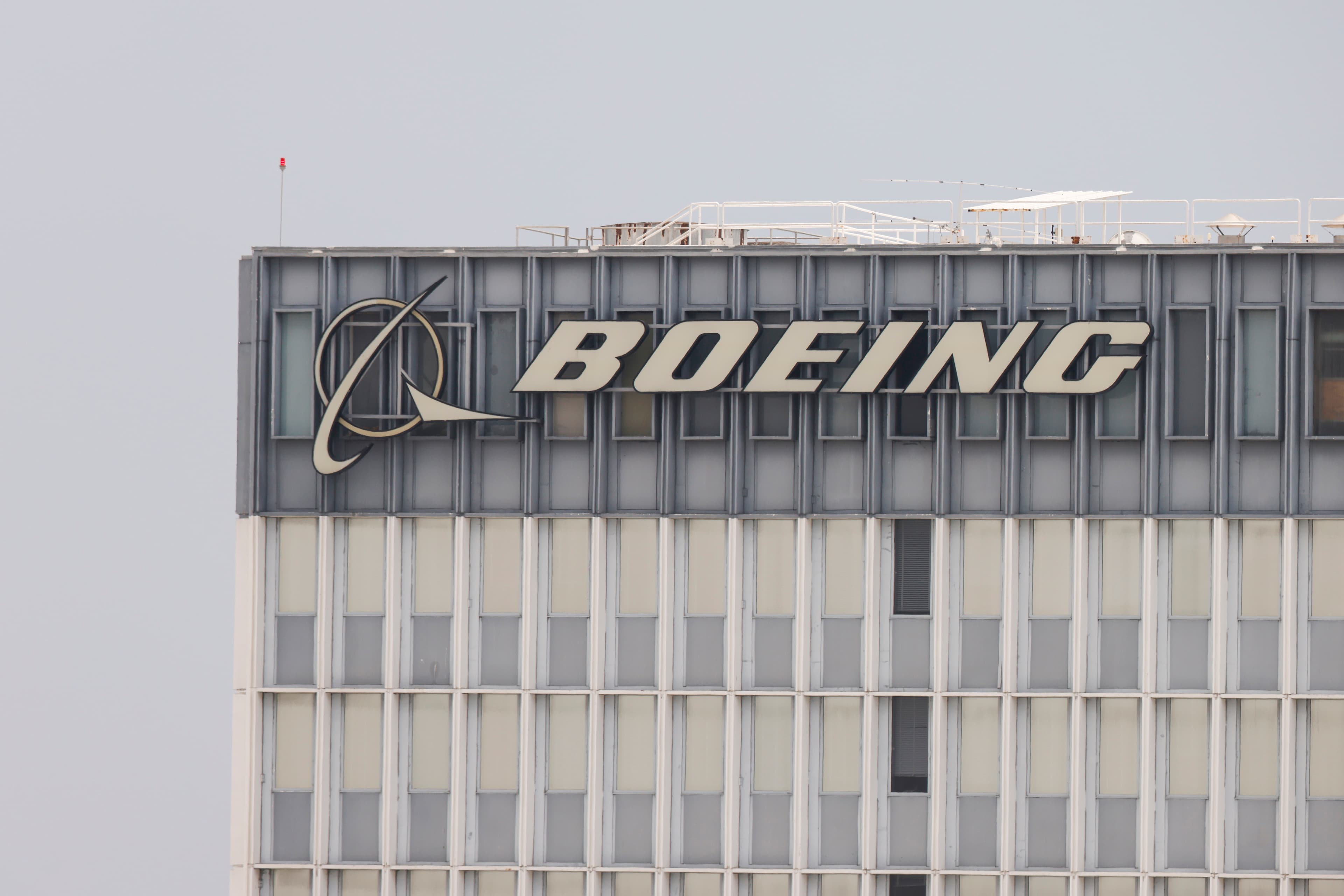 US FAA certifies Boeing 737 MAX 7 in win for planemaker