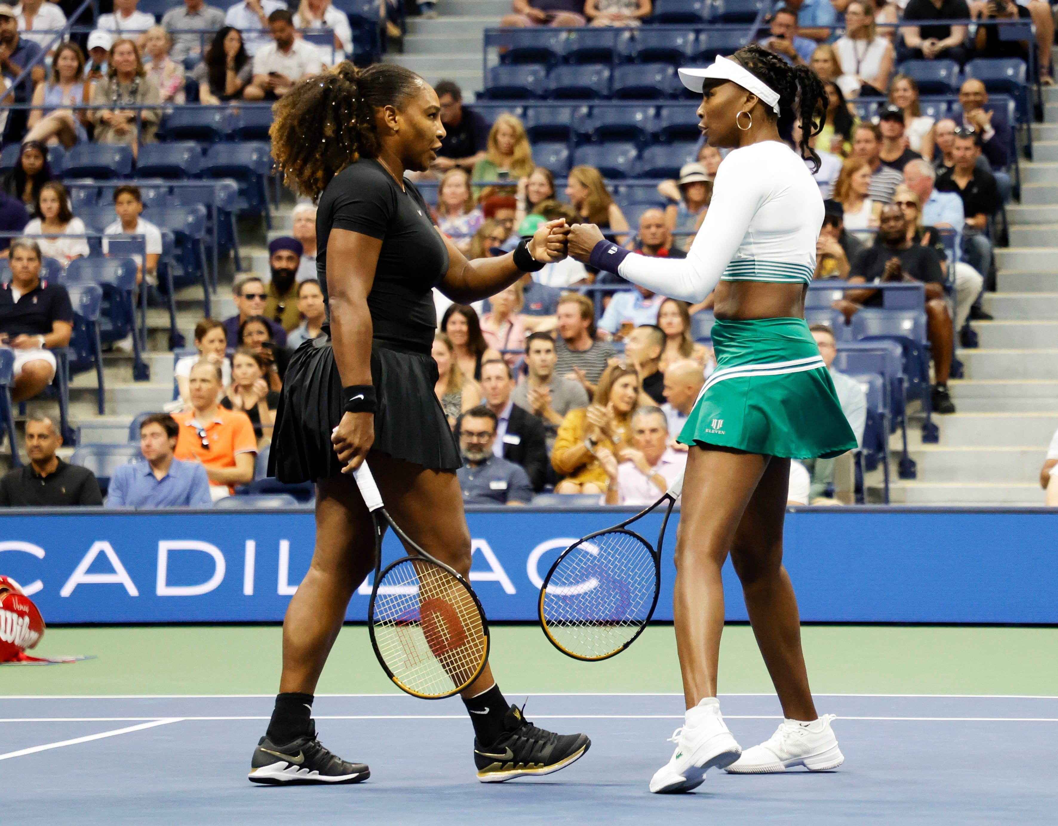 Cincinnati Open: Williams sisters fall in doubles while Zverev advances