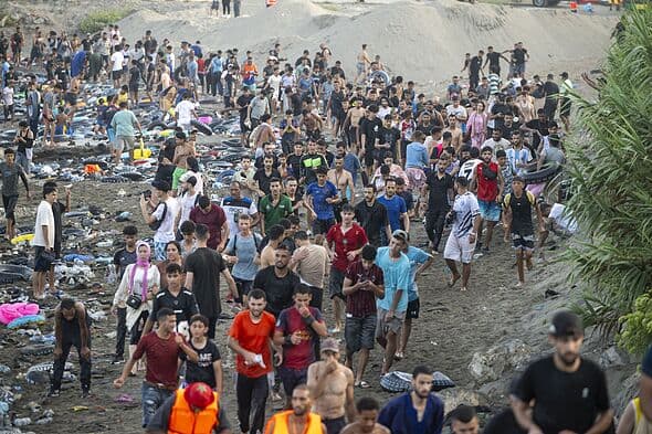 New border checks installed between two major EU nations as migrant row explodes