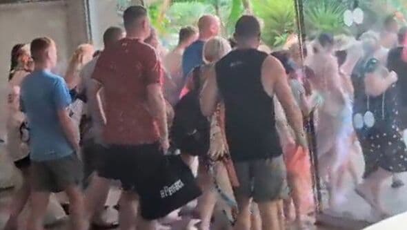 'Absolute carnage' as tourists battle for Spanish sunbeds