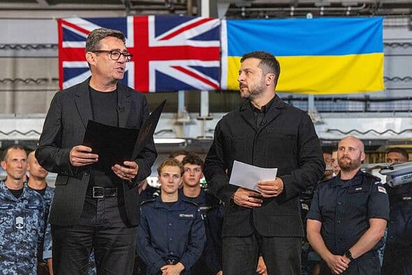 UK hands Ukraine blueprints for Storm Shadow missiles despite Russian threats