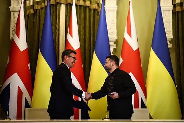 Zelensky gives Britain intelligence 'goldmine' to thwart Putin