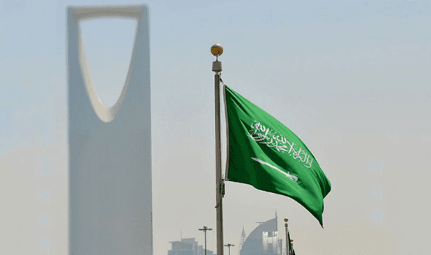 Saudi defence minister calls Iraq ‘cherished neighbour’ after strikes