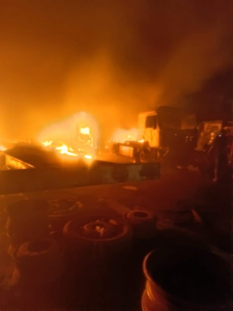 Fire razes makeshift structures in Lagos, destroys goods
