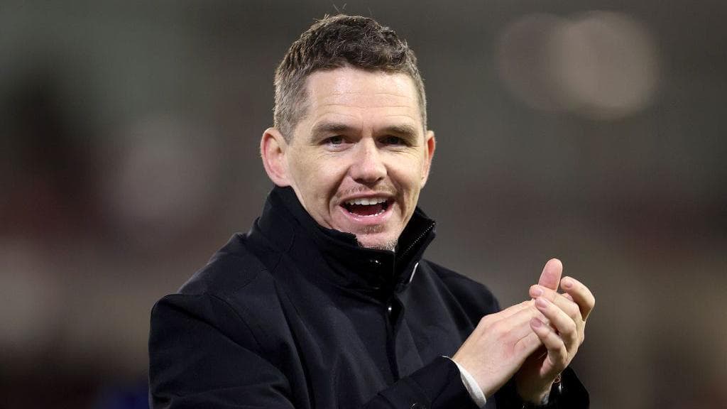 Man United coach’s exit puts spotlight back on commitment to women’s team