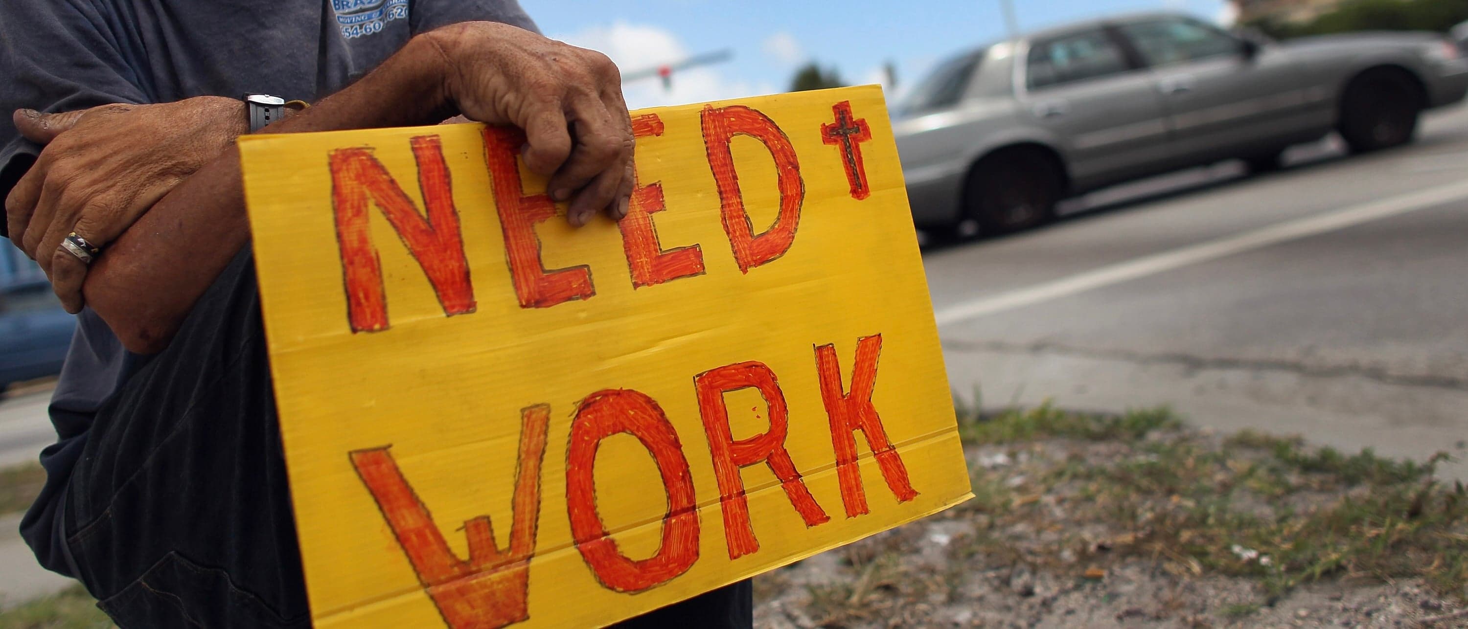 Labor Force Participation Rate Falls To Lowest Since Pandemic As Over 250K Leave Workforce