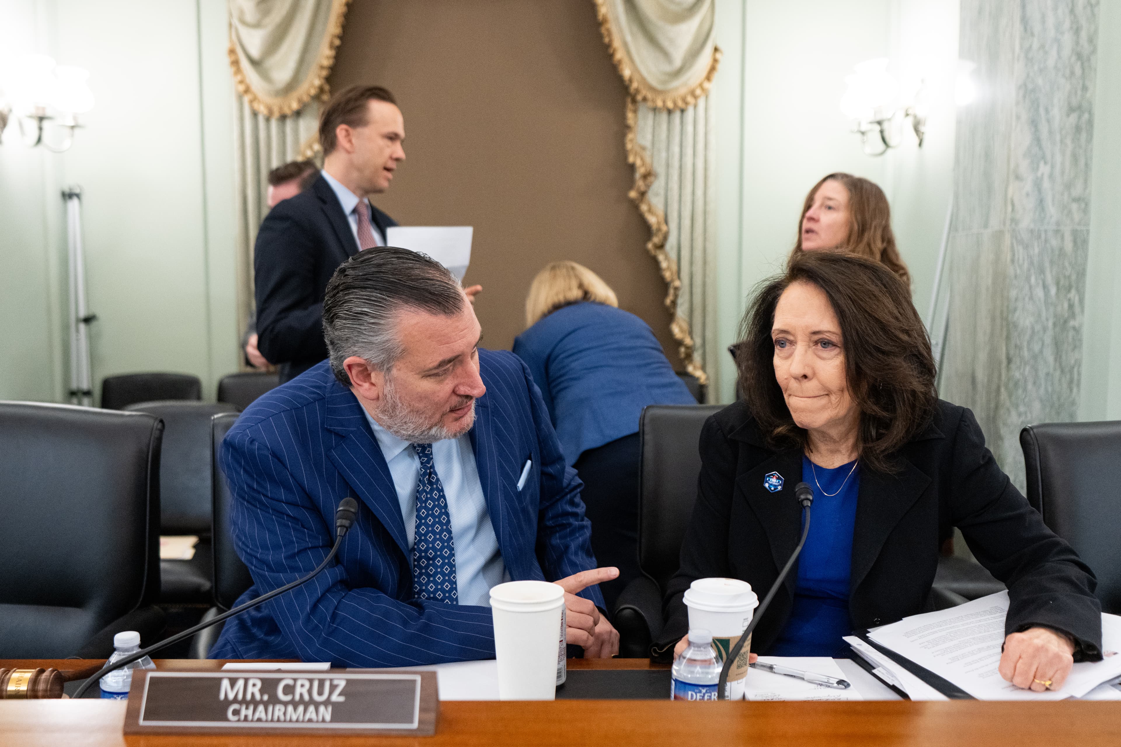 Senate wraps up week with college sports bill on hold as it awaits word from Big Ten, SEC