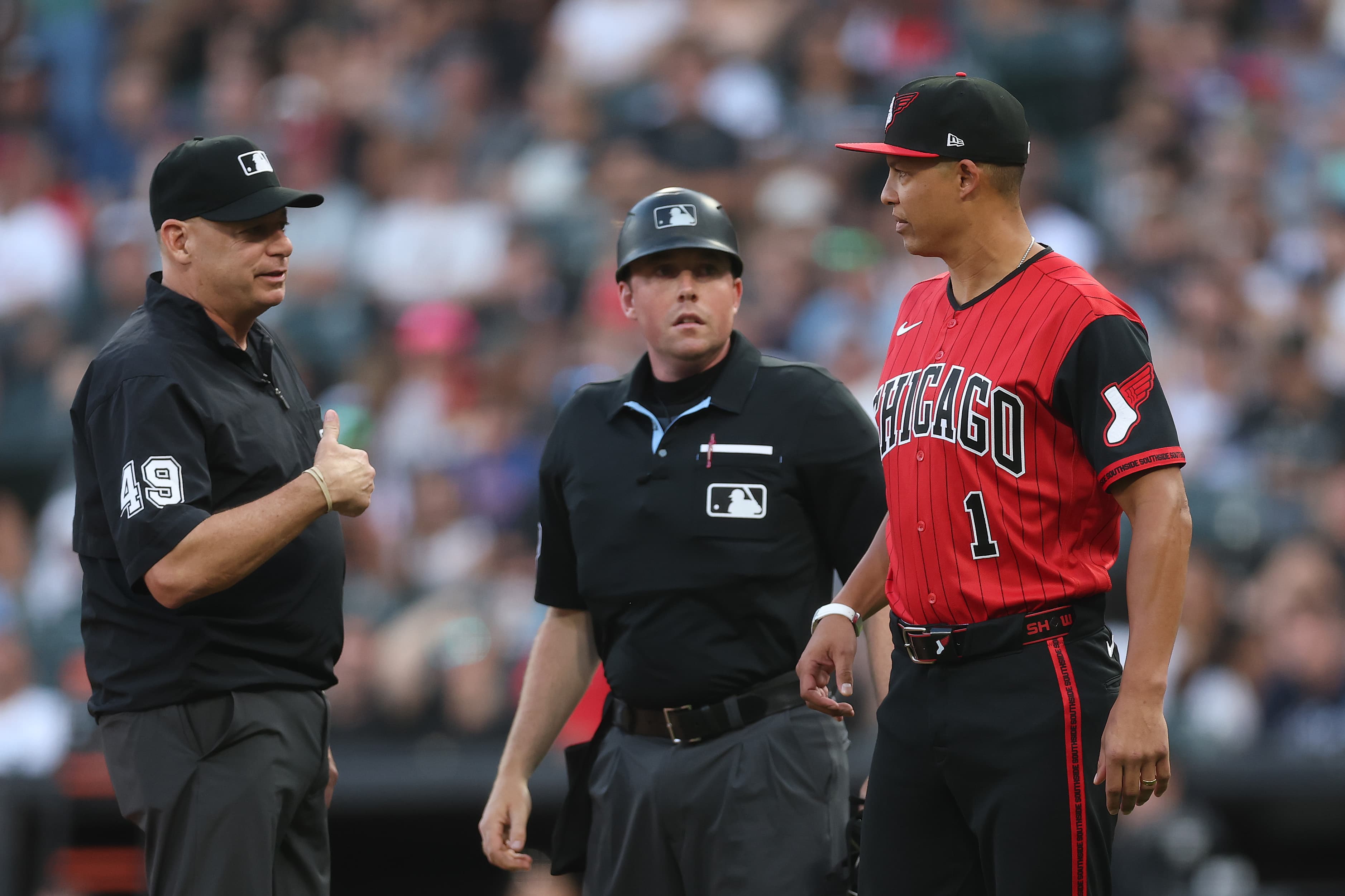 White Sox forced to remove starting pitcher Noah Schultz after only 1 out due to manager Will Venable's blunder
