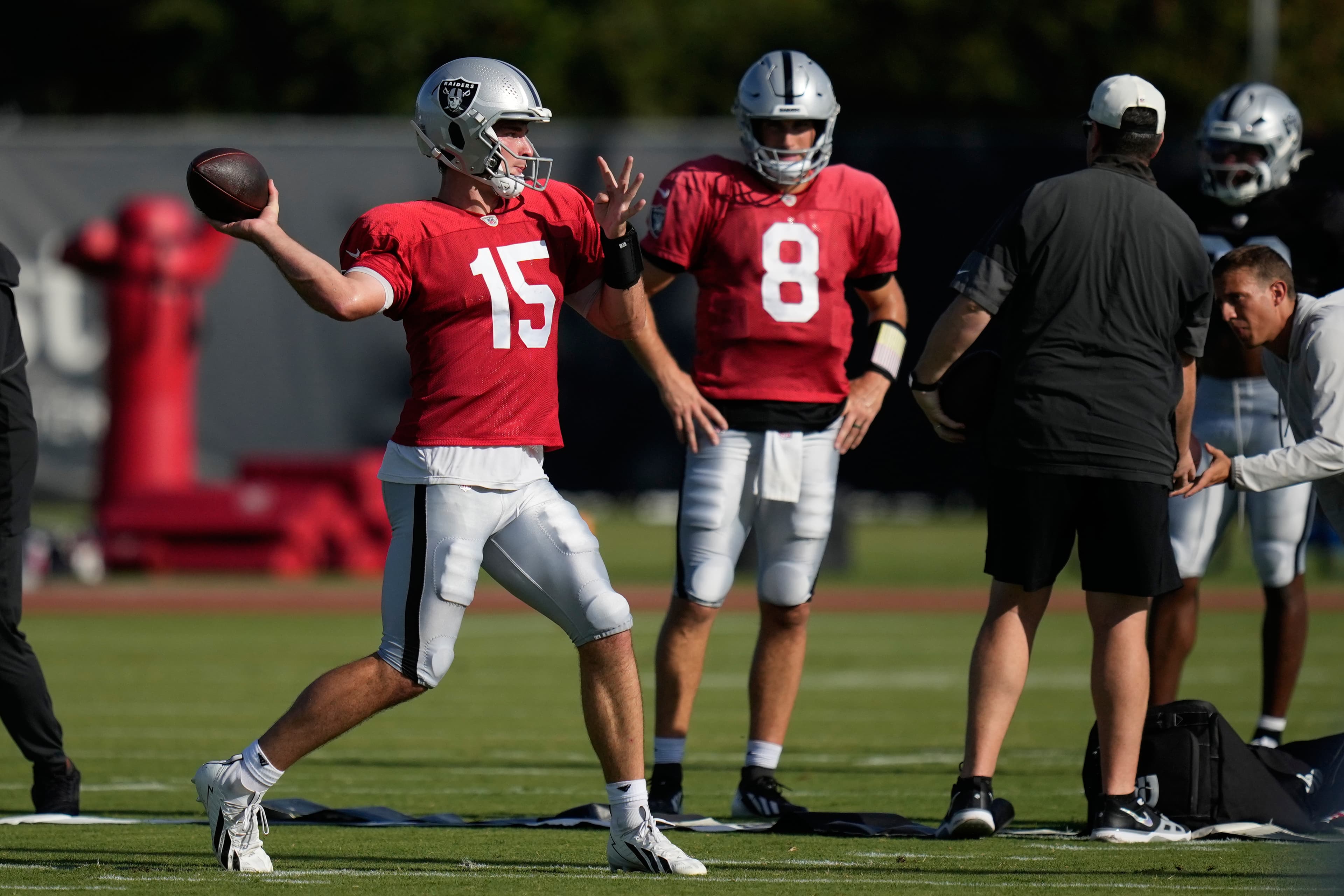 Raiders’ Kubiak: Mendoza will improve through reps