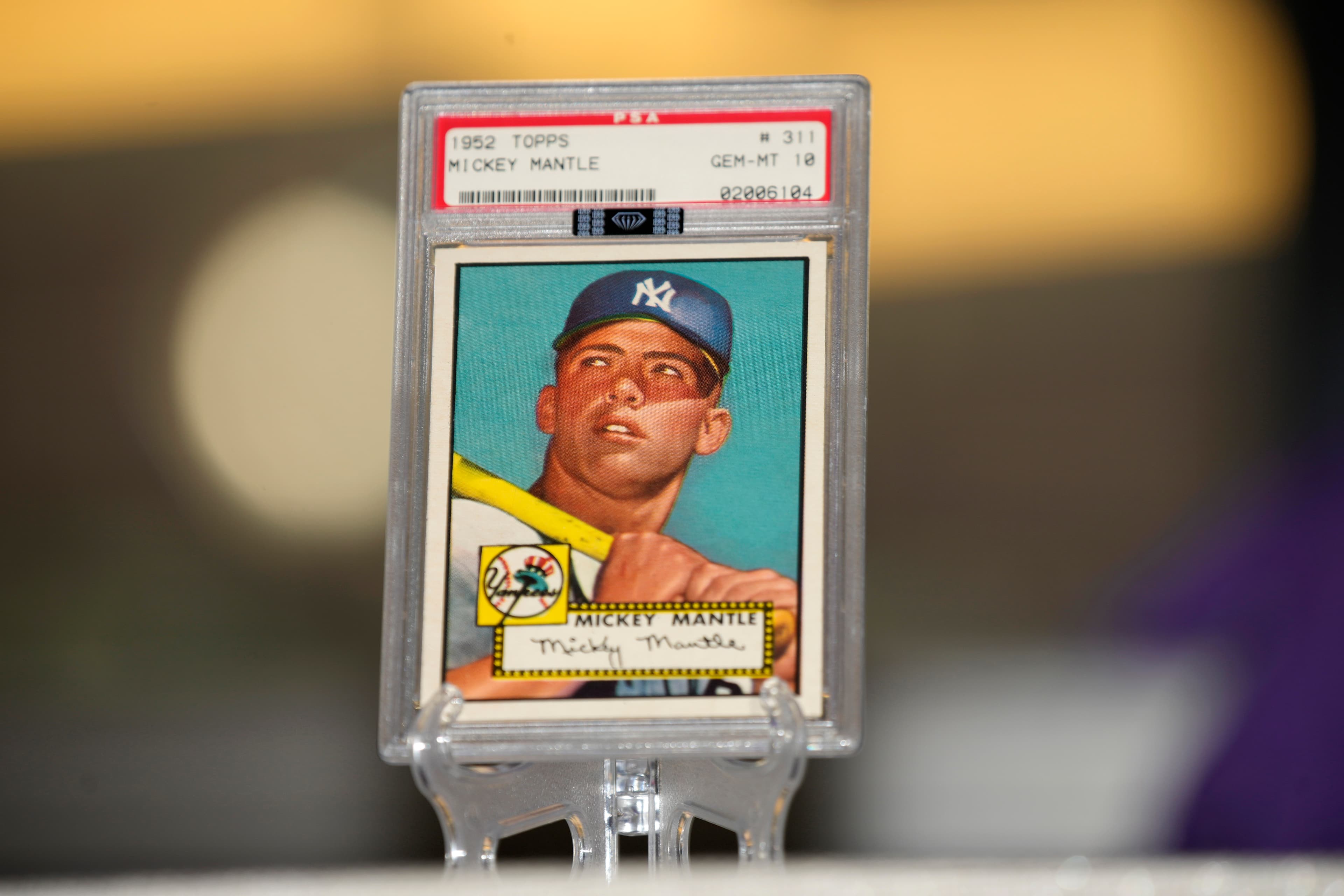 Take another look in your closet: Recent vintage sales show why collectors should check out their old cards