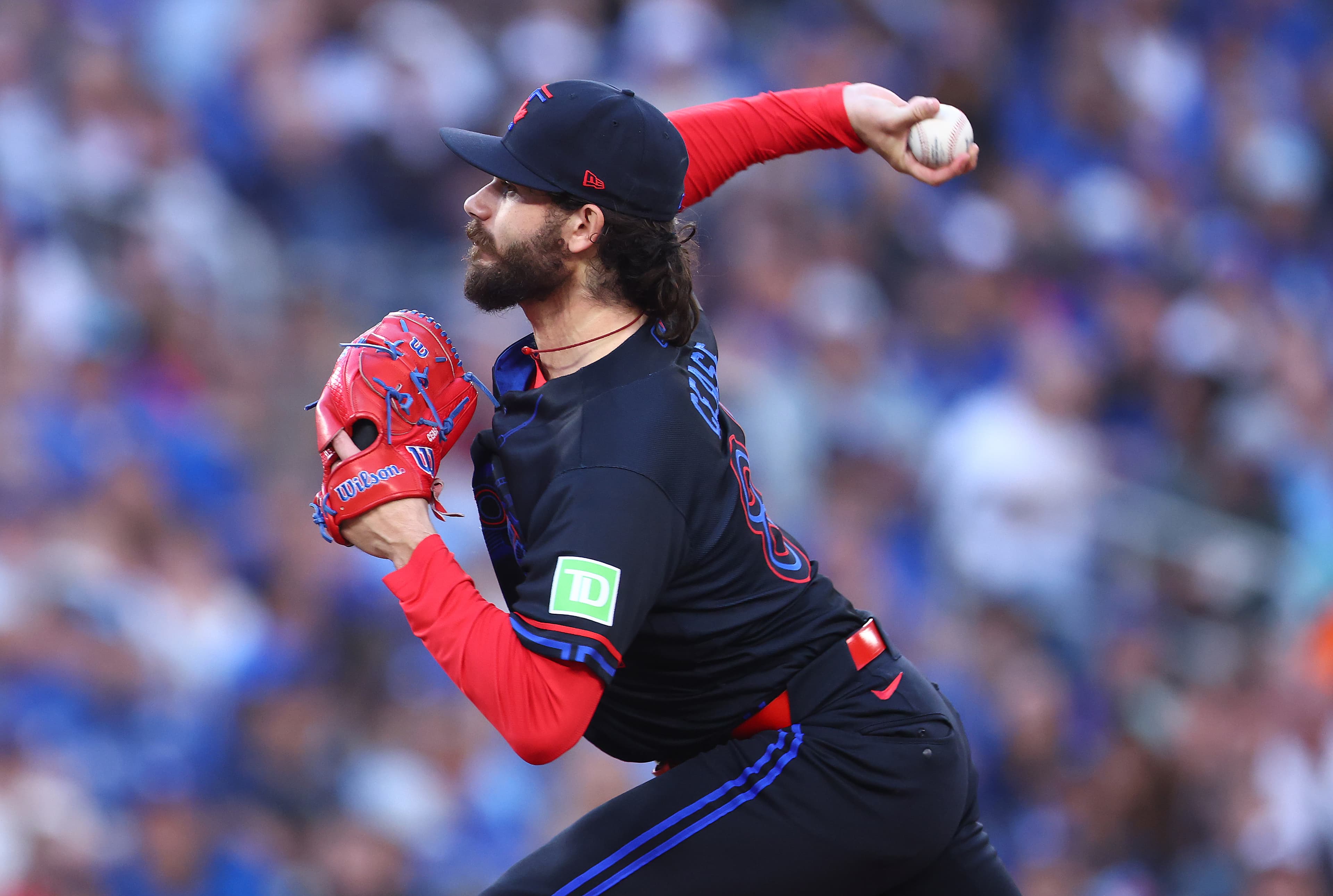 Blue Jays' Dylan Cease first to log at least 7 Ks in 19 consecutive starts during a season since Randy Johnson in 2001