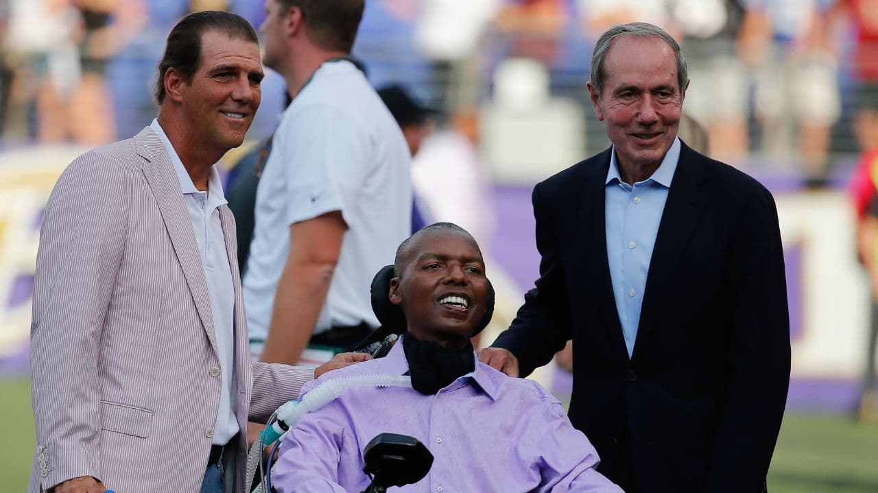 O.J. Brigance, part of Ravens' first Super Bowl team, dies at 56 after battle with ALS