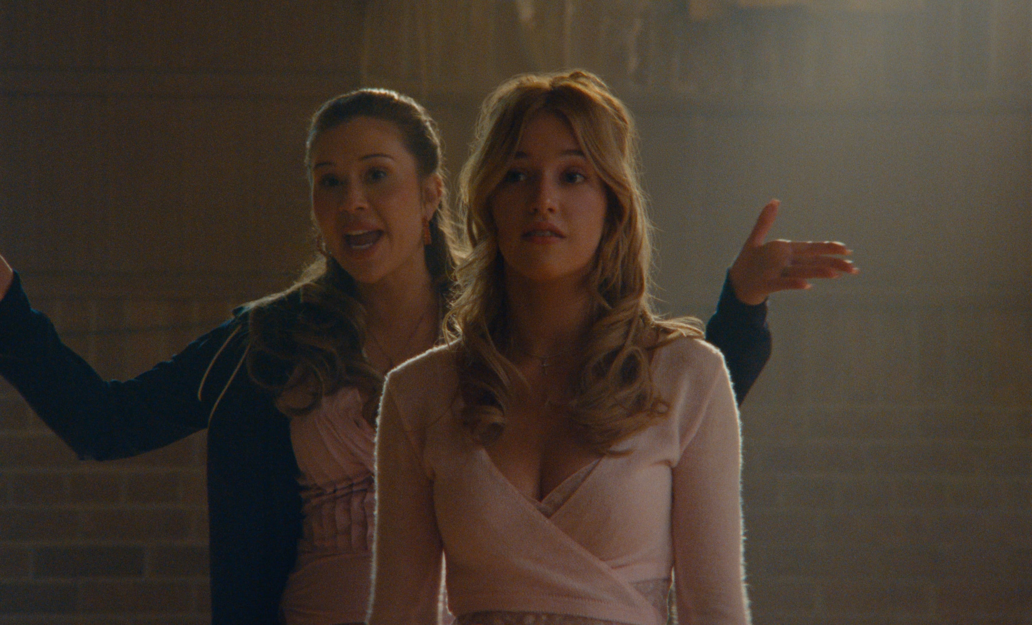 Netflix Unveils Premiere Date & First-Look Images For ‘The Body’ Starring Sofia Wyle, Gabby Windey & More