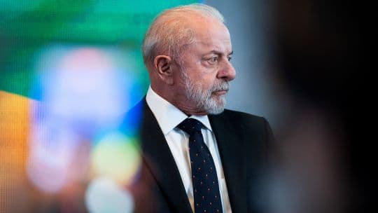 Lula retains lead over Flavio Bolsonaro ahead of Brazil election, Datafolha poll shows