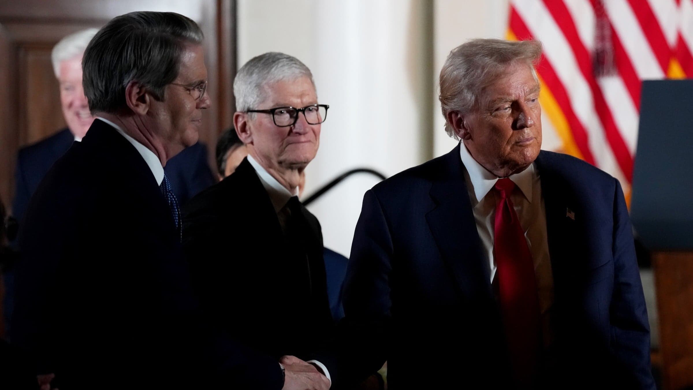 Apple Reaps Billion-Dollar Tariff Refund—Will Consumers See Any Benefit?