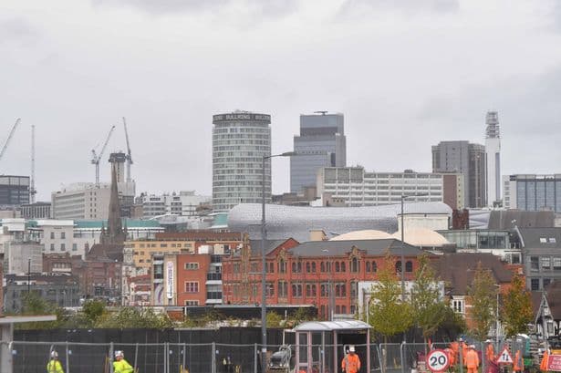 Steep Rise in UK Immigration Raids Hits Delivery, Construction