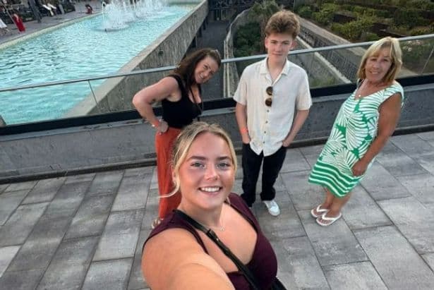 Vanessa Feltz launches into furious rant after being left stranded at an airport: 'Hellish!'