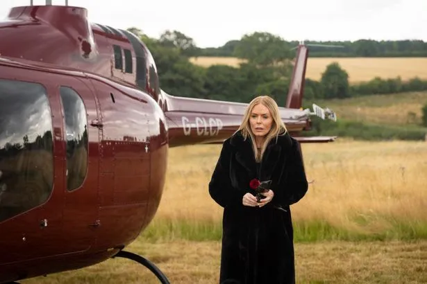 Patsy Kensit makes explosive Emmerdale return as Sadie King lands by helicopter