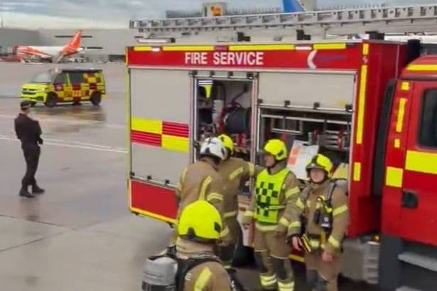 EasyJet plane met by fire engines at major UK airport as passengers taken off