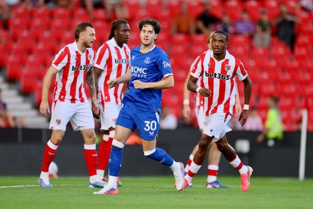 Exclusive: Hayden Hackney makes bold goal vow after Everton debut - 'That's what I aim for'