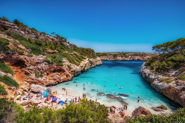 Horror as dad, 41, died after plummeting from cliff on Spanish holiday, inquest hears