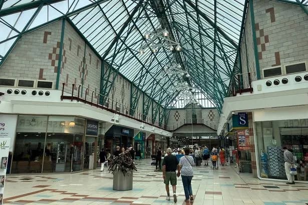 Police rush to Hempstead Valley Shopping Centre as man in 30s dies