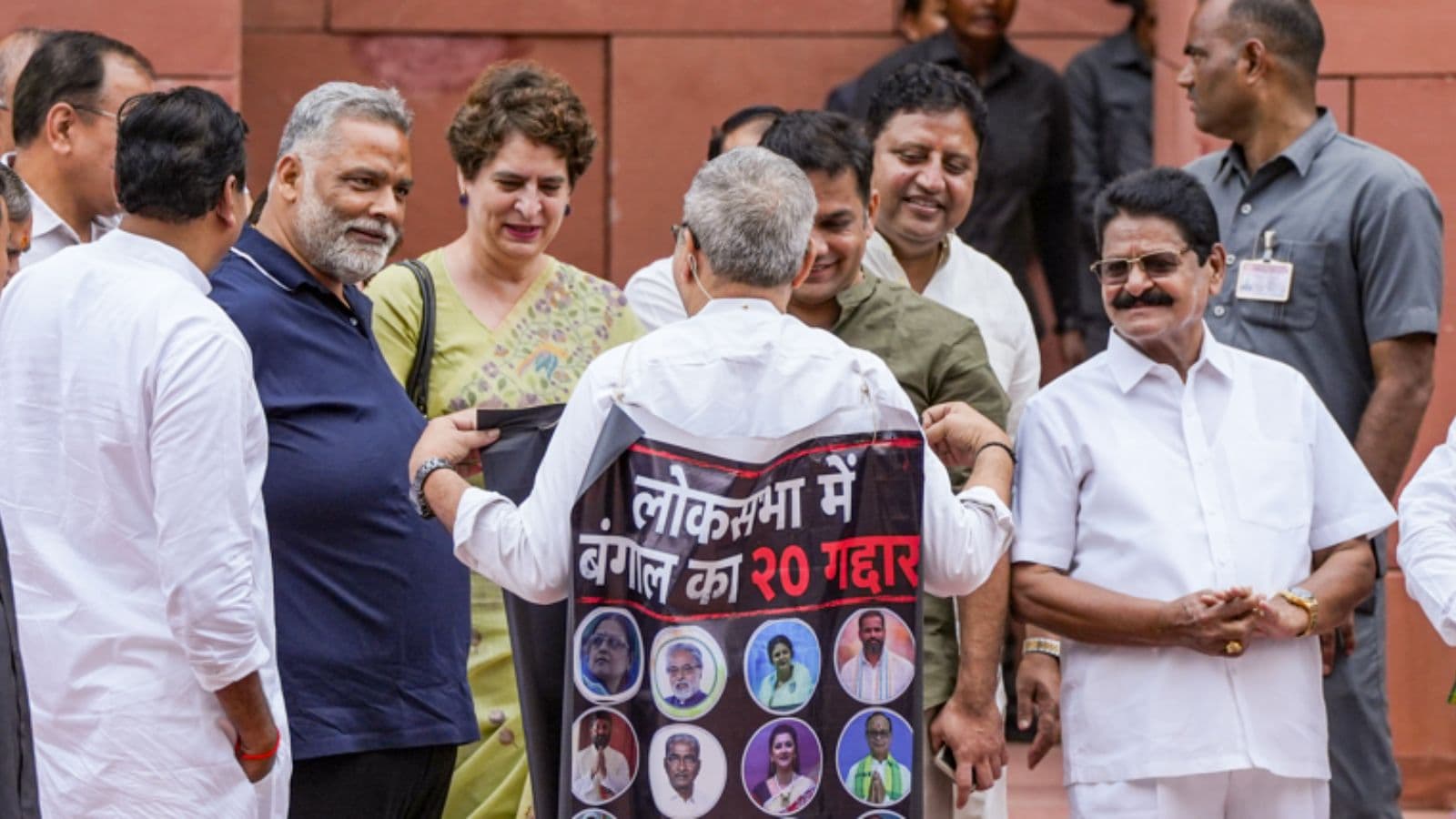 A Priyanka Gandhi-Kalyan Banerjee banter, and a Congress-TMC throwback