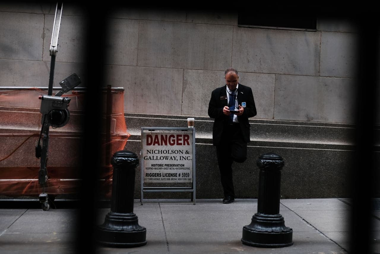 Conditions are ripe for a market ‘accident,’ but surging bond yields alone won’t cause it, concedes pessimistic strategist