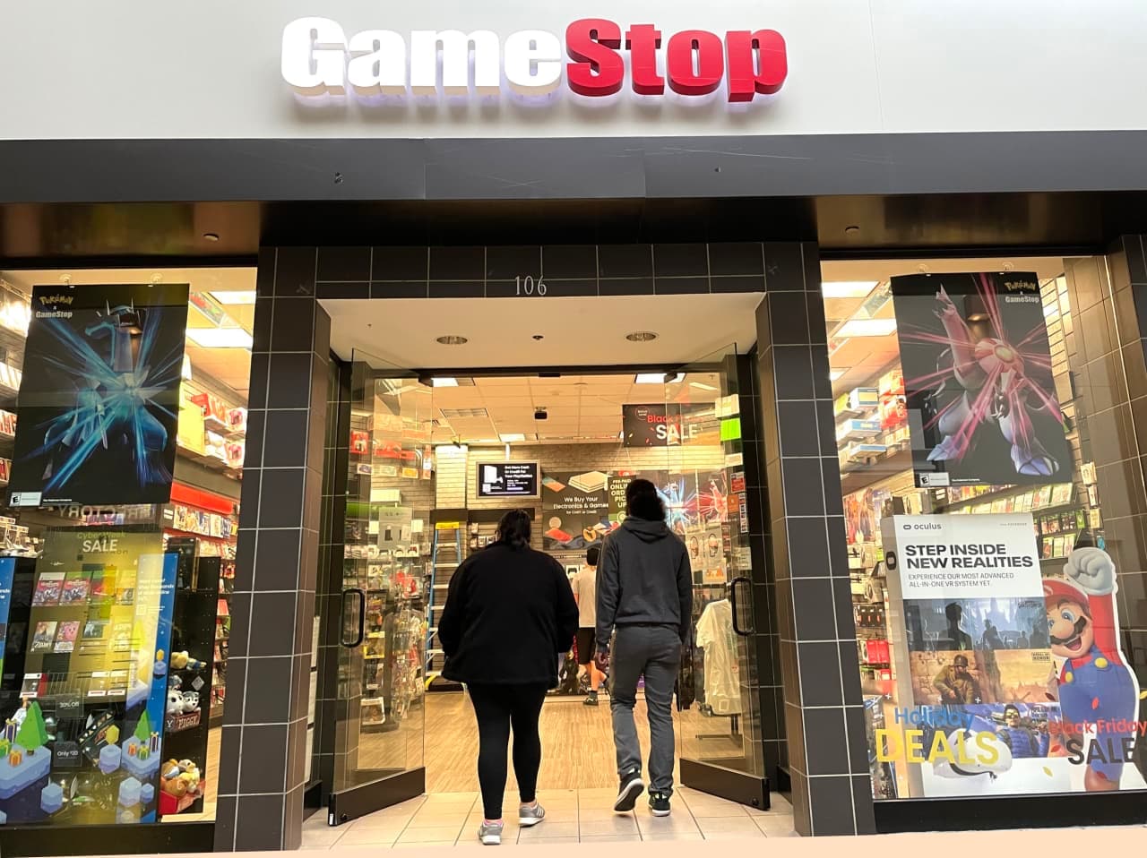 EBay may dodge a GameStop takeover — but there’s a new twist in the Ryan Cohen saga