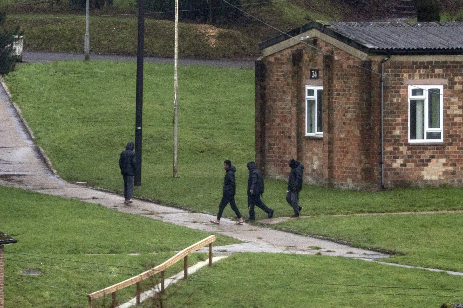 Councils want to buy homes for asylum seekers – but Labour MPs fear Reform backlash