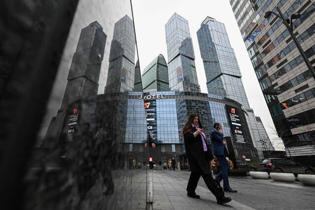 Russia’s FSB raids Moscow City crypto exchanges, saying they were used to funnel stolen money to Ukraine. Some detainees believed they were working for the FSB.