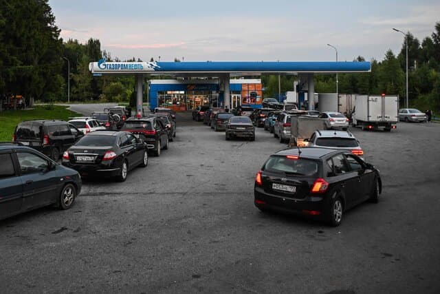 US-Iran crisis: 94 countries subsidise fuel as Nigerians pay more
