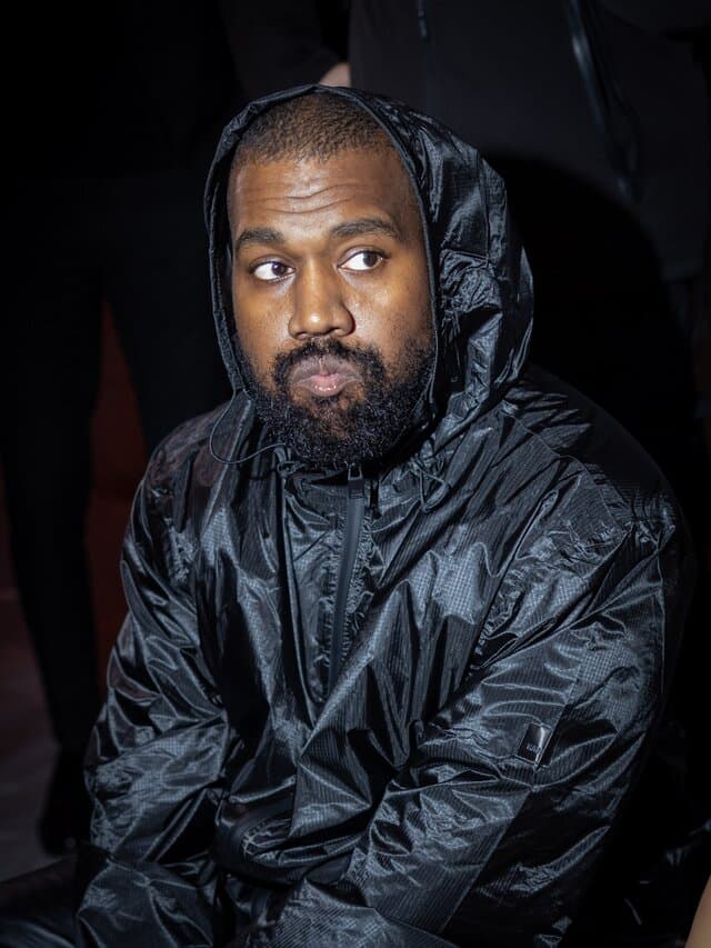 Fans paid up to 160,000 rubles for Kanye West’s October concerts in Russia. Many are now asking how they can get a refund.