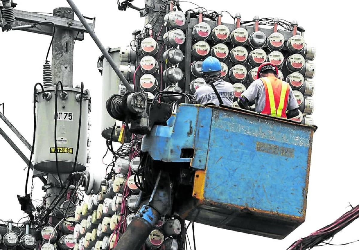 Palace: Gov’t weighing effects of scrapping system loss charges