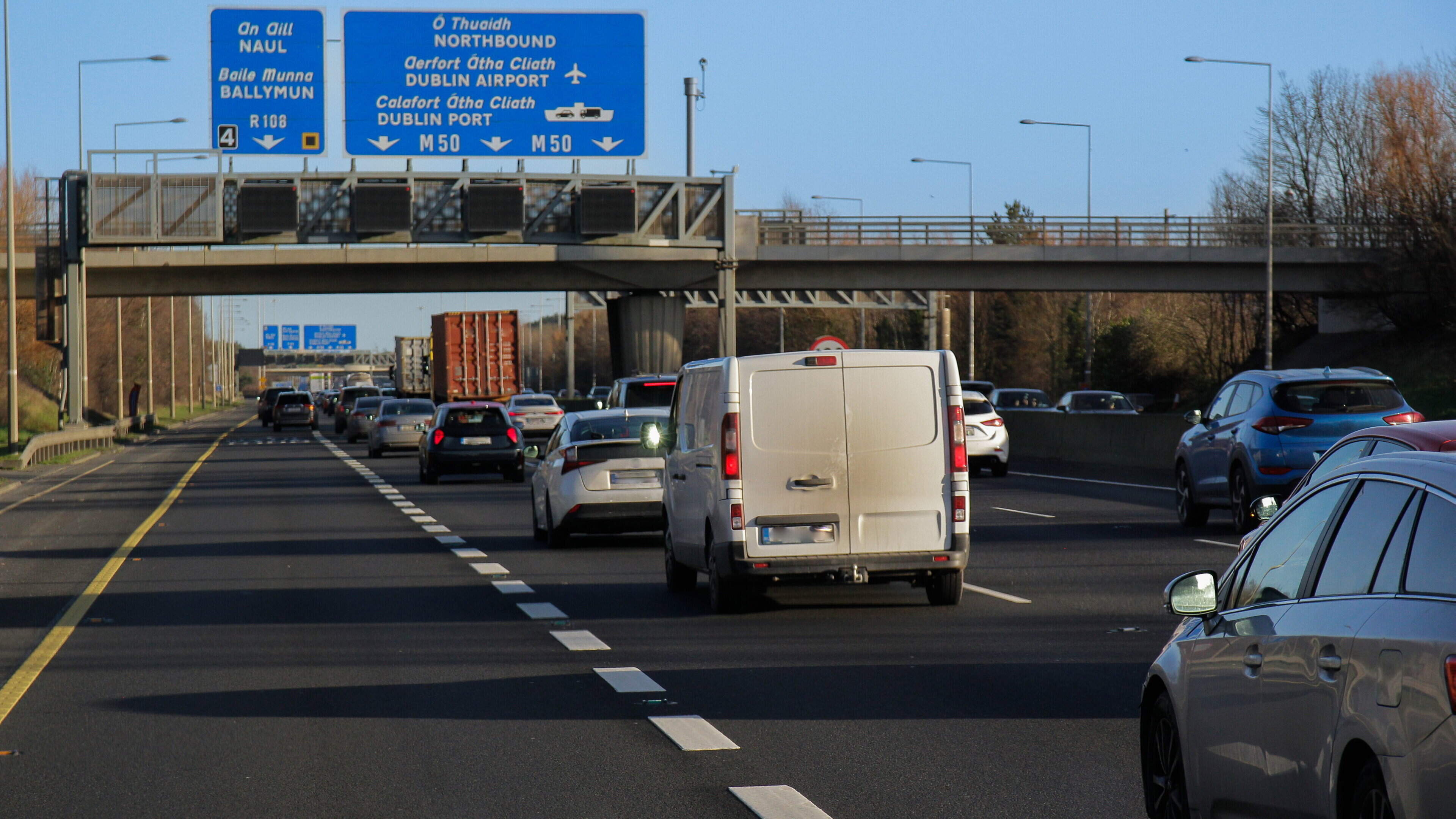 Advice on encountering wrong-way driving published by RSA following M9 crash