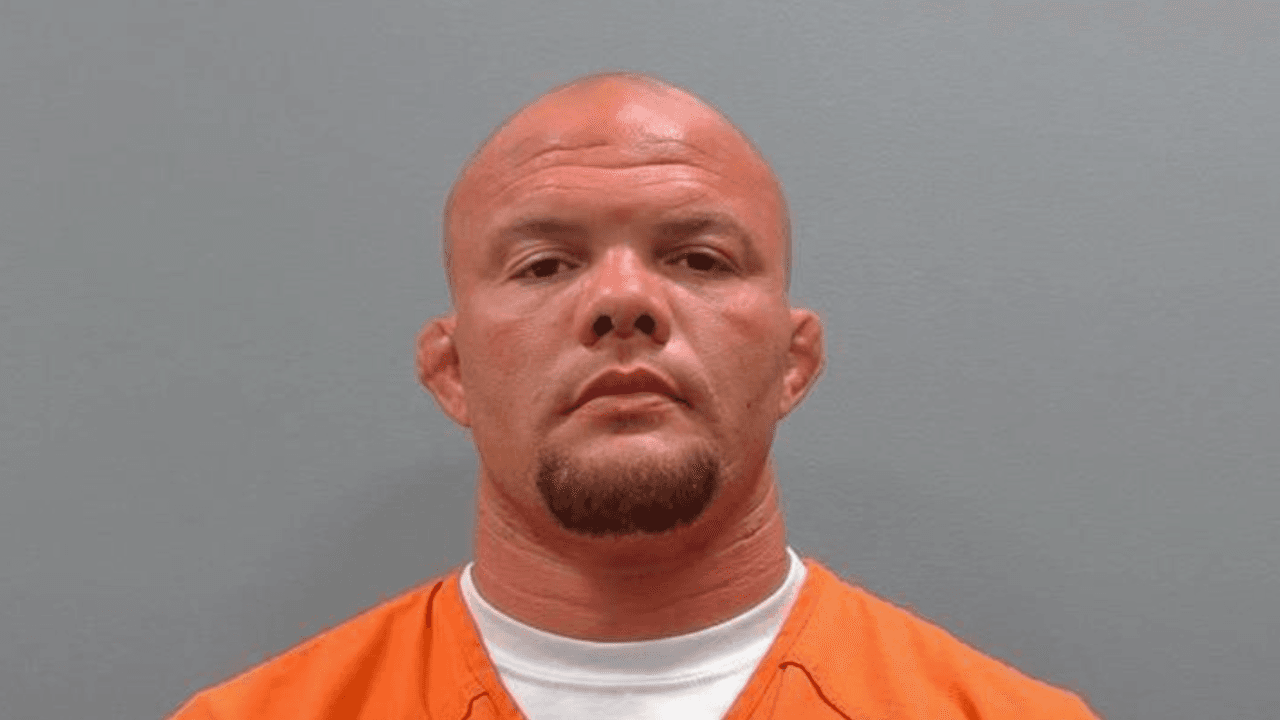 Ex-UFC fighter Anthony Smith arrested on three felony charges