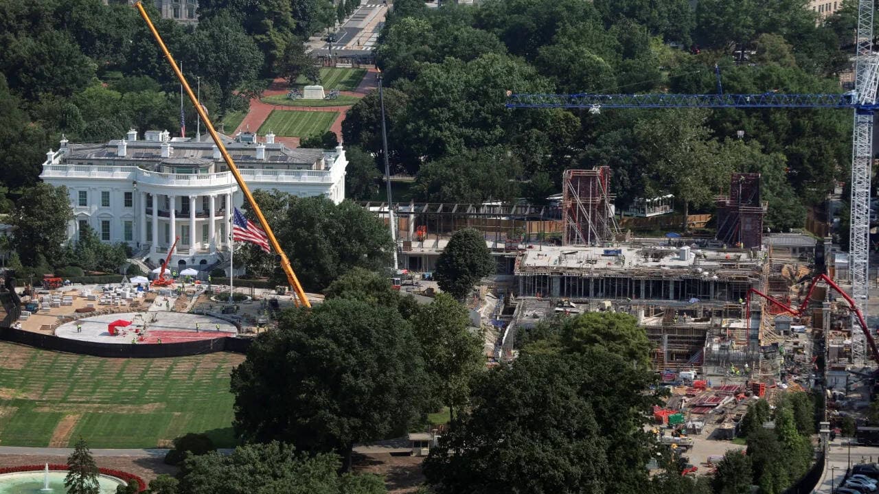 U.S. appeals court orders halt to Trump’s $400m White House ballroom project
