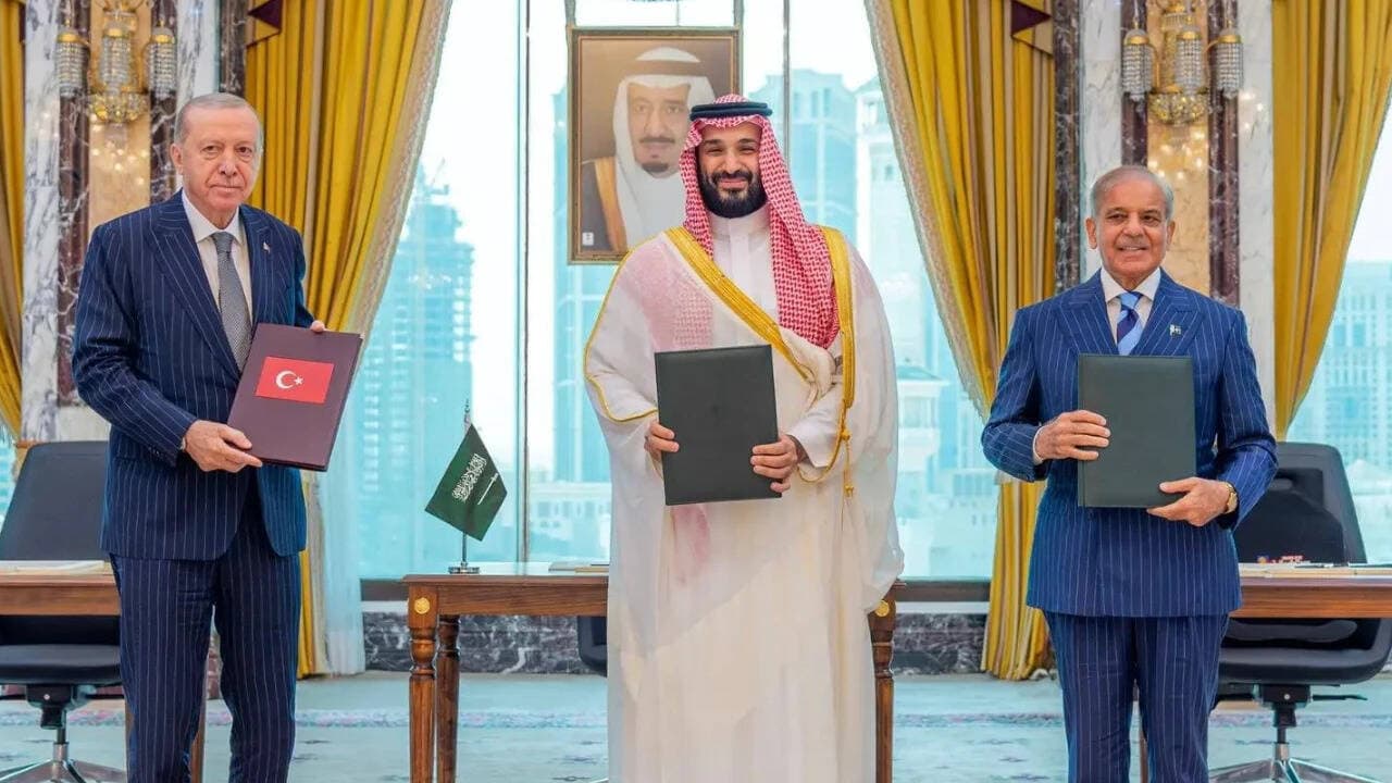 Muslim nations, organisations welcome Saudi Arabia-Turkey-Pakistan defence pact