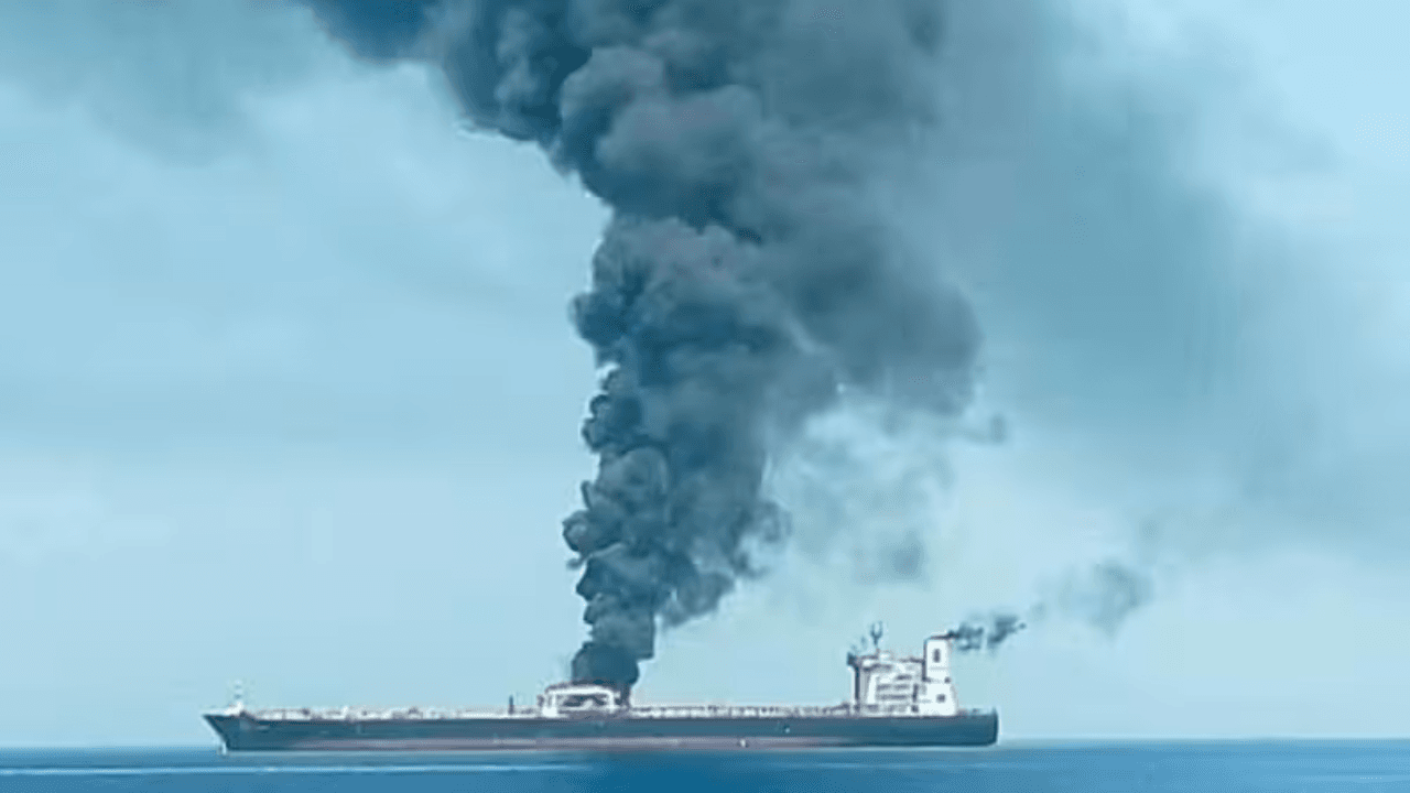 Houthis say they attacked Saudi ship in Bab el-Mandeb