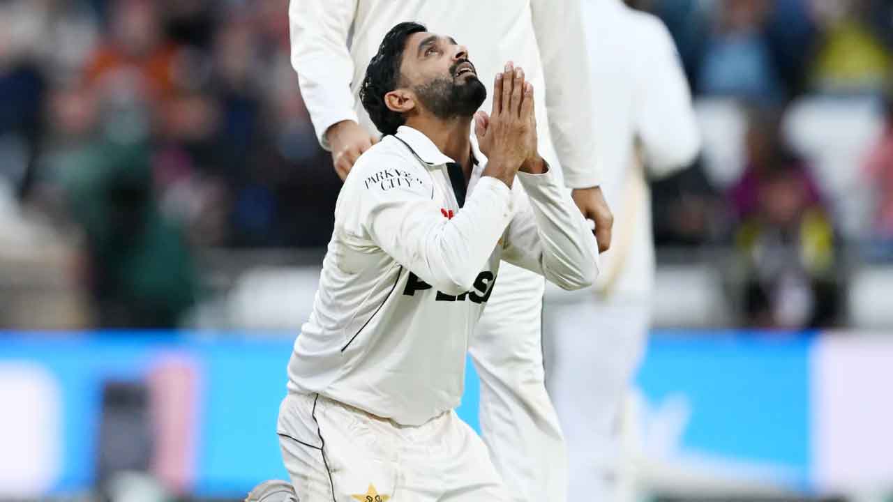 Pakistan's Ali Usman creates history, ends 16-year wait in England