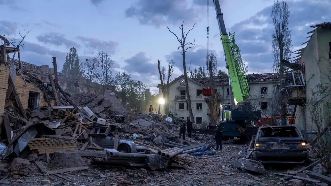 Russia threatens mass strikes on Ukraine energy sites as Kyiv depot death toll hits 38