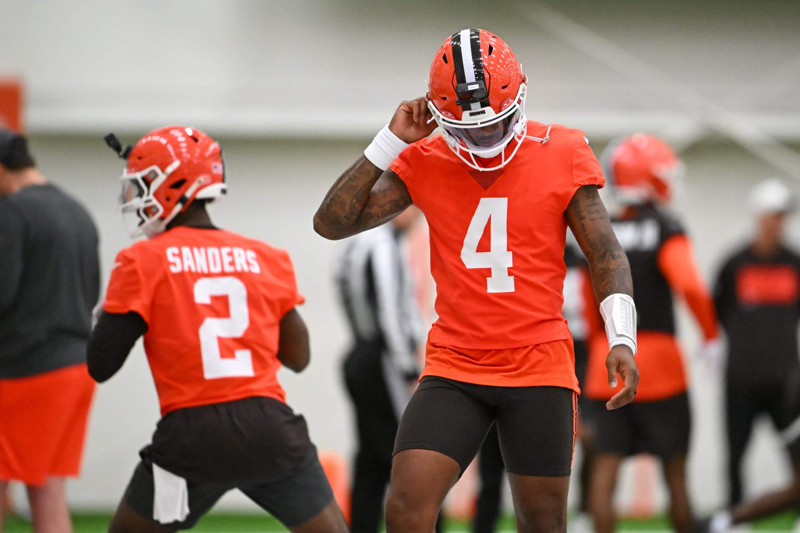 Shedeur Sanders or Deshaun Watson? Sanders wins by default