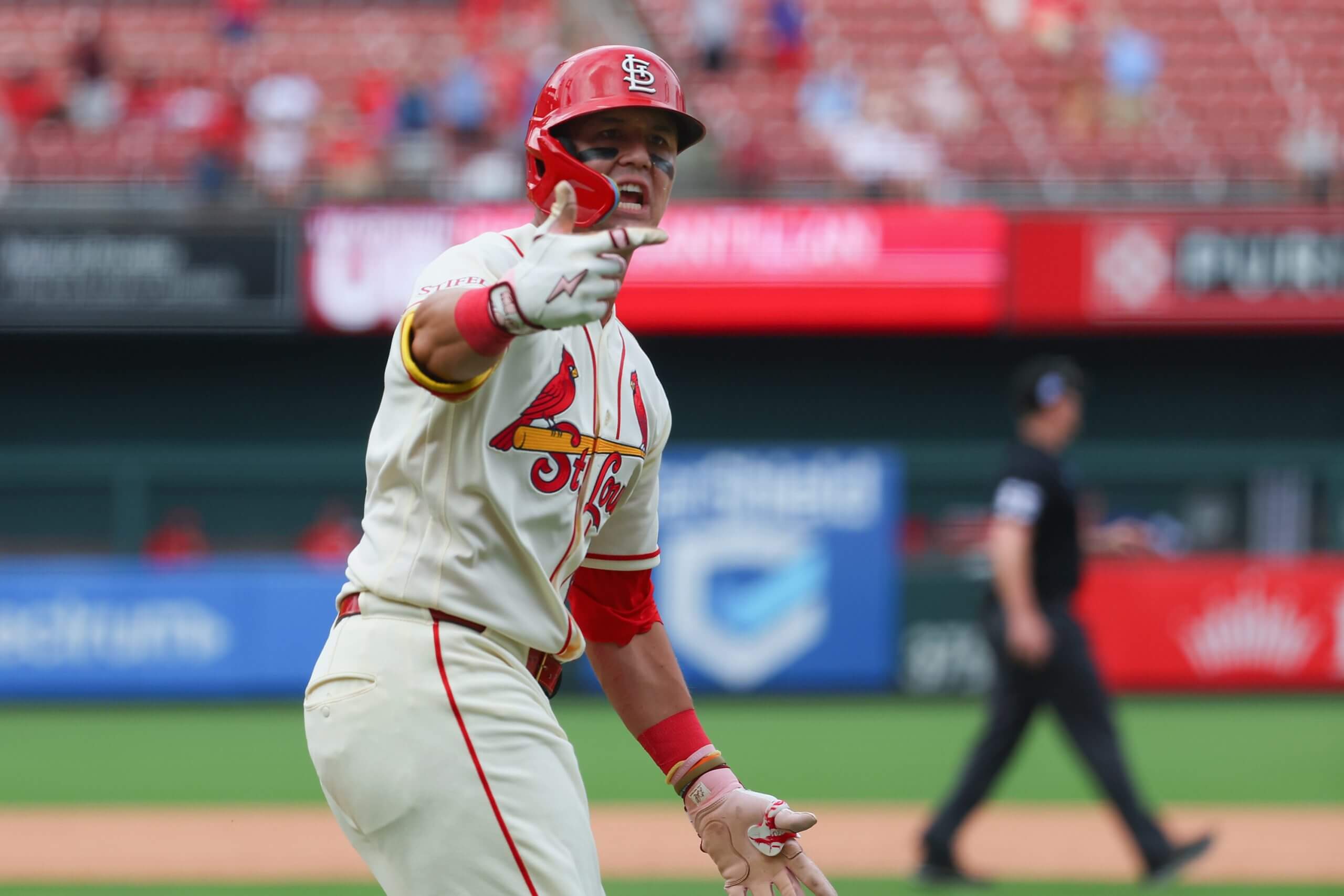 Diamondbacks to acquire Lars Nootbaar from the Cardinals: Source